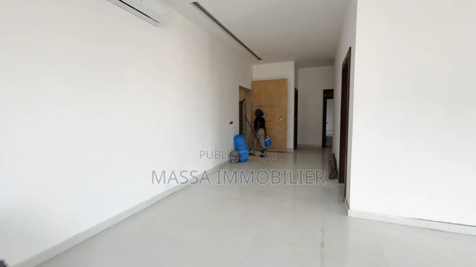 3chbre Appartement dans Massa Immobilier, Marcory à Louer