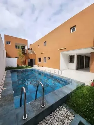 4chbre Duplex dans Francis Gweh, Cocody à Louer