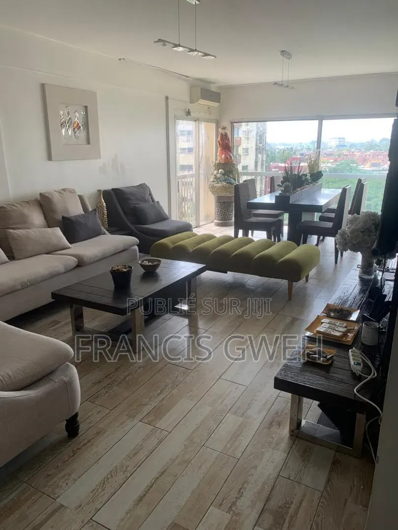 Meublé 3chbre Appartement dans Francis Gweh, Cocody à Louer