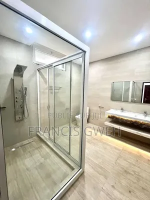 6chbre Duplex dans Francis Gweh, Cocody à Louer