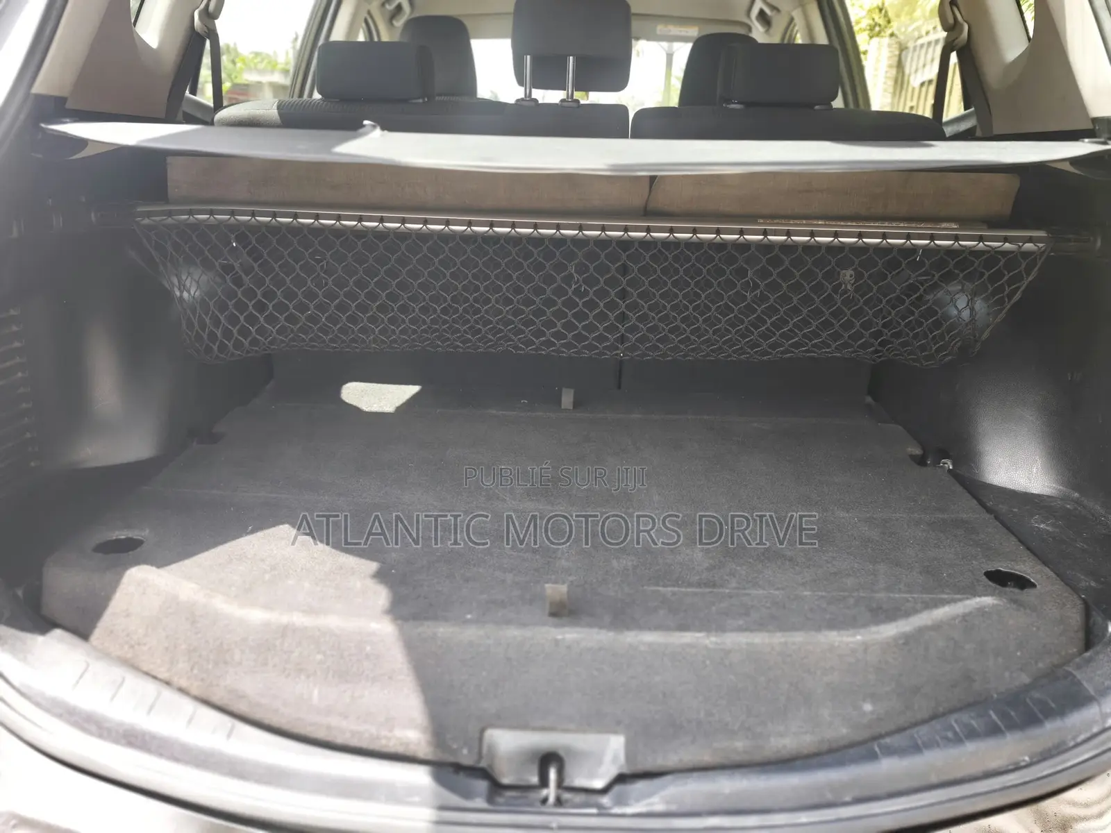Toyota RAV4 LE AWD (2.5L 4cyl 6A) 2017 Gris