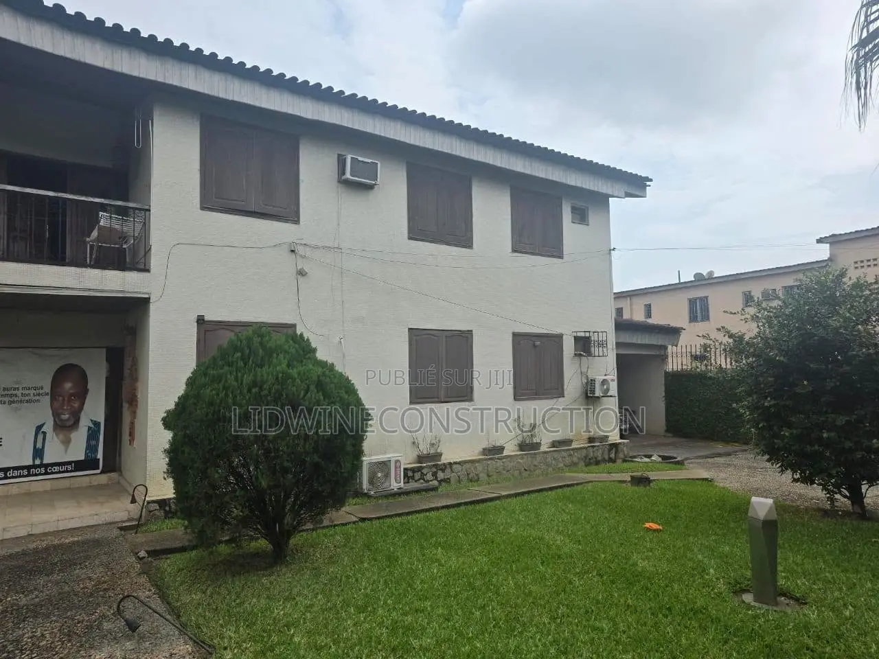10chbre Appartement dans Cocody à Vendre