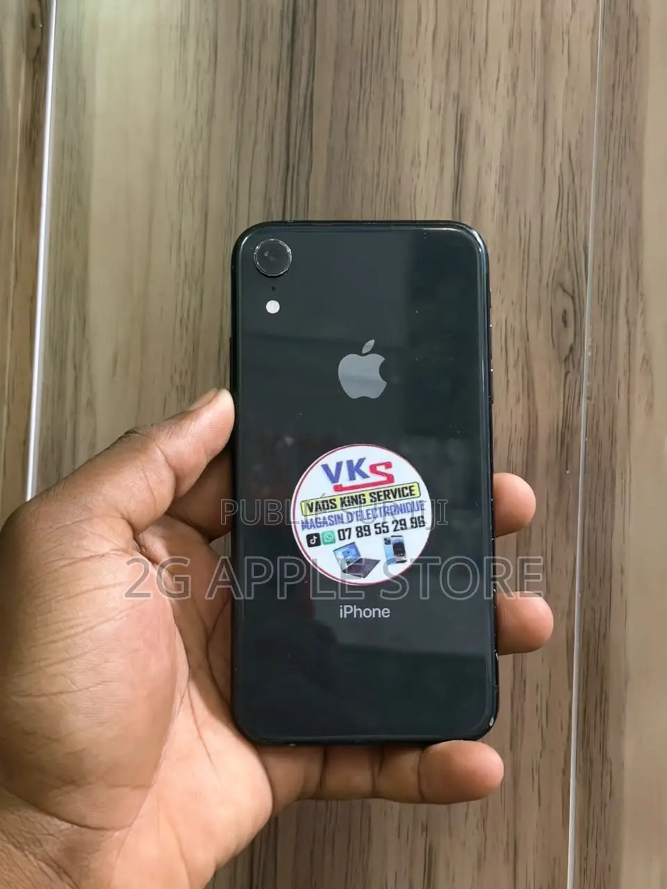 Nouveau Apple iPhone XR 64 GB Noir