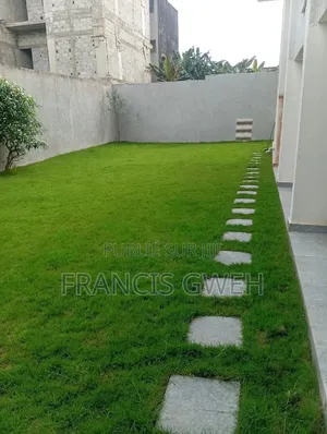 6chbre Duplex dans Francis, Cocody à Louer