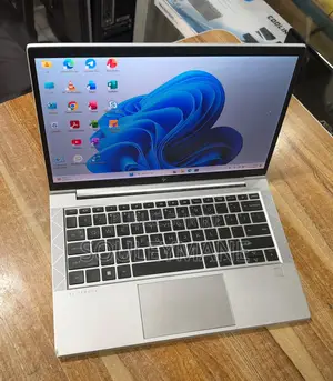 Ordinateur portable HP EliteBook 830 G8 8GB Intel Core i5 SSD 256GB