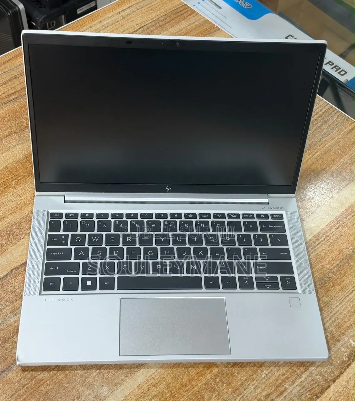 Ordinateur portable HP EliteBook 830 G8 8GB Intel Core i5 SSD 256GB