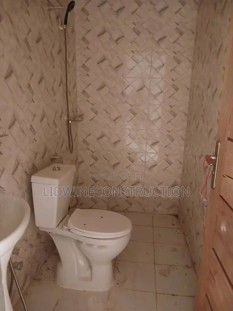 3chbre Villa dans Bingerville à Vendre