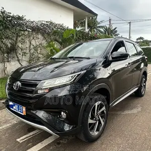 Toyota Rush 2023 Gris