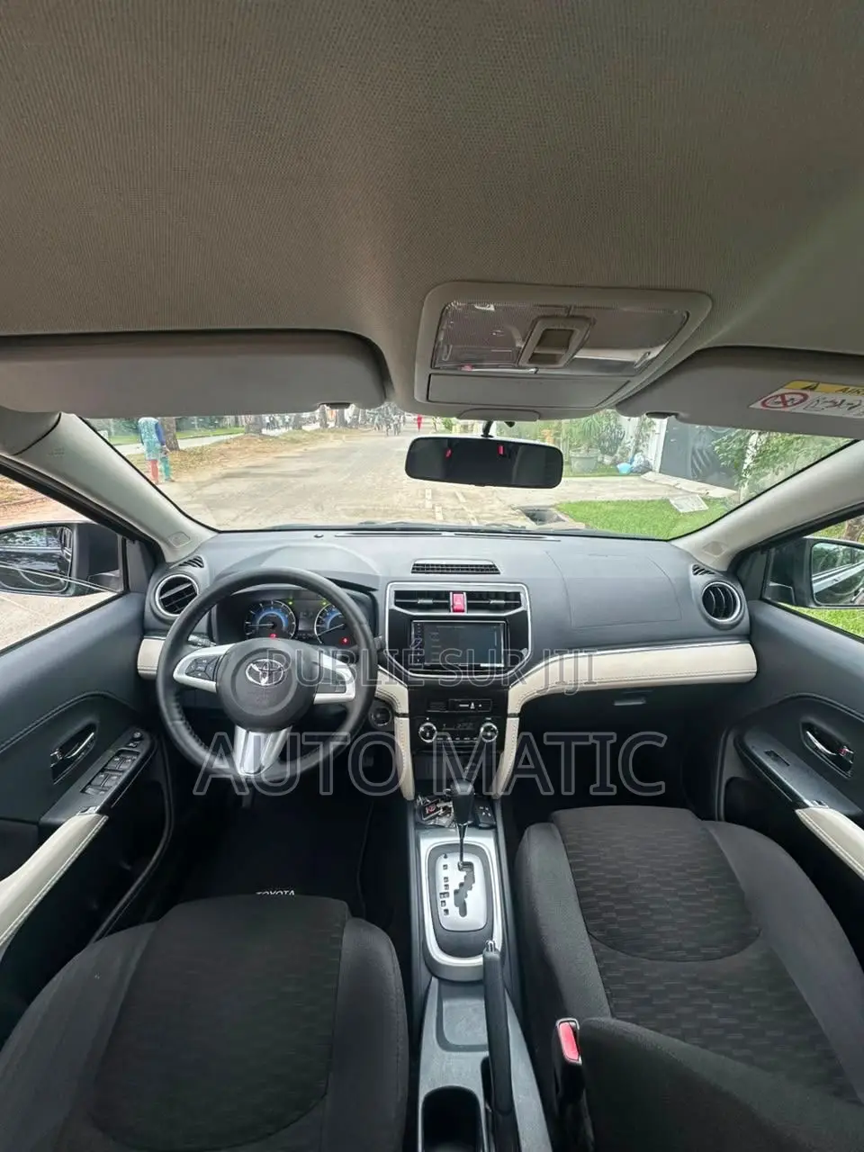 Toyota Rush 2023 Gris