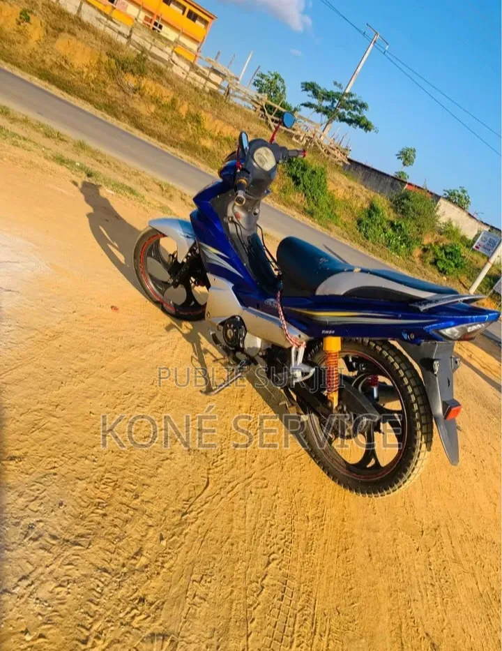 KTM RC 125 2024 Bleu