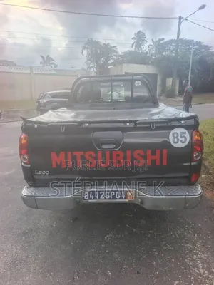 Mitsubishi L200 2016 Noir