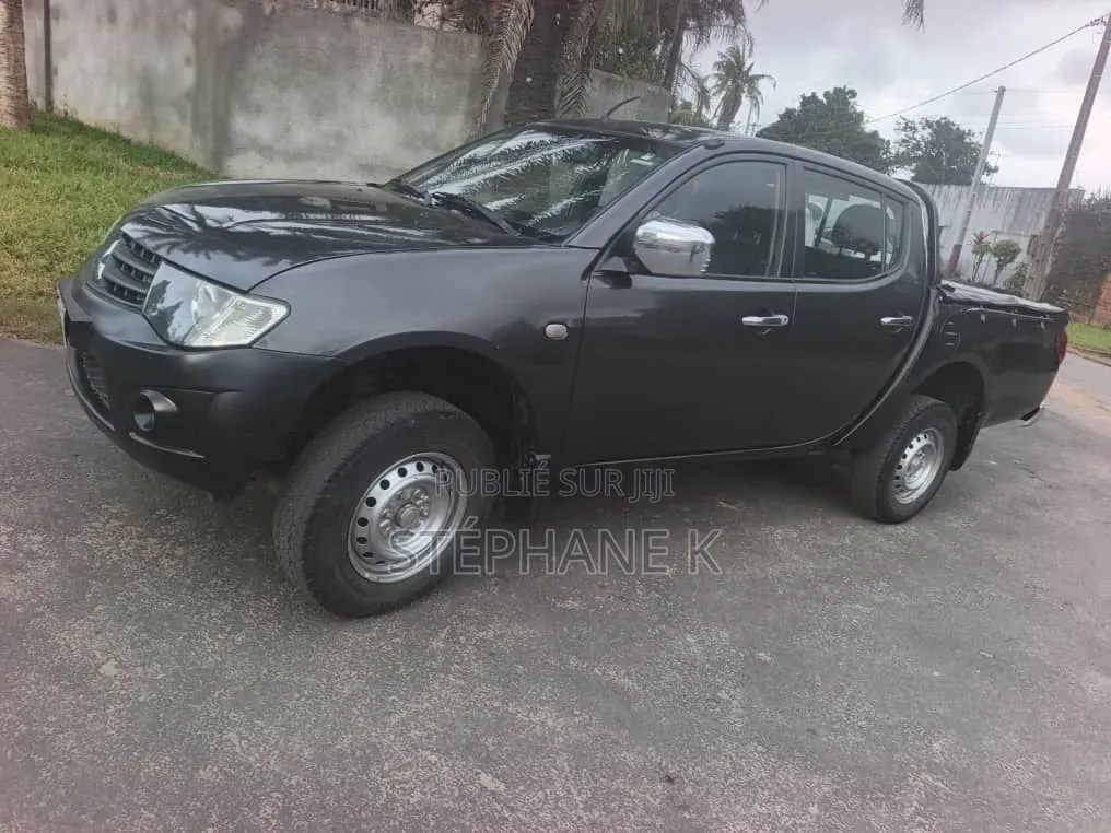 Mitsubishi L200 2016 Noir