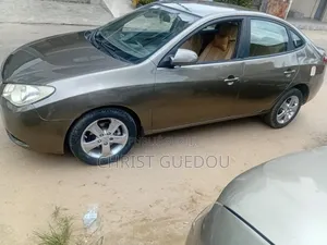 Hyundai Elantra 2008 Marron