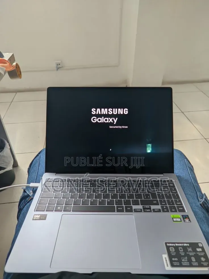 Nouveau Samsung Galaxy Book3 360 15 NP750QFG 32GB Intel Core i7 512GB