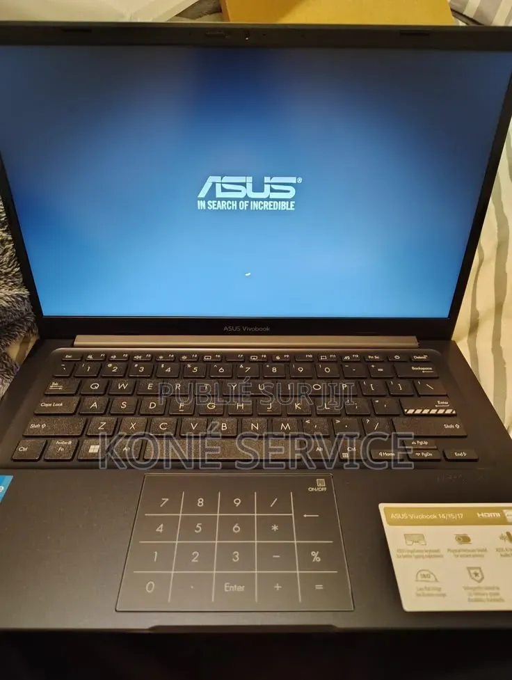 Nouveau Ordinateur portable Asus 1015E 32GB Intel Core i7 eMMC 512GB
