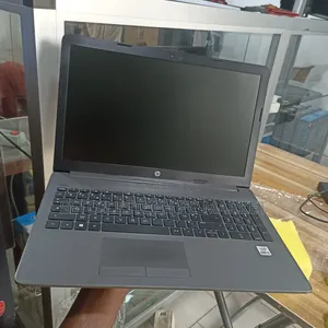 Nouveau Ordinateur portable HP 250 G7 8GB Intel Core i5 SSD 1T