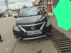 Nissan Versa 2016 Noir