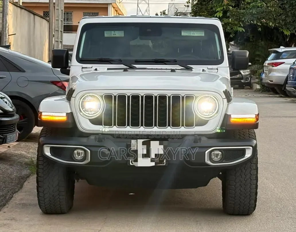 Jeep Wrangler Sahara 4 Door 4x4 2025 Blanc
