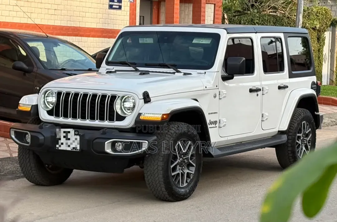 Jeep Wrangler Sahara 4 Door 4x4 2025 Blanc