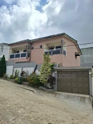 5chbre Duplex dans Bingerville à Louer