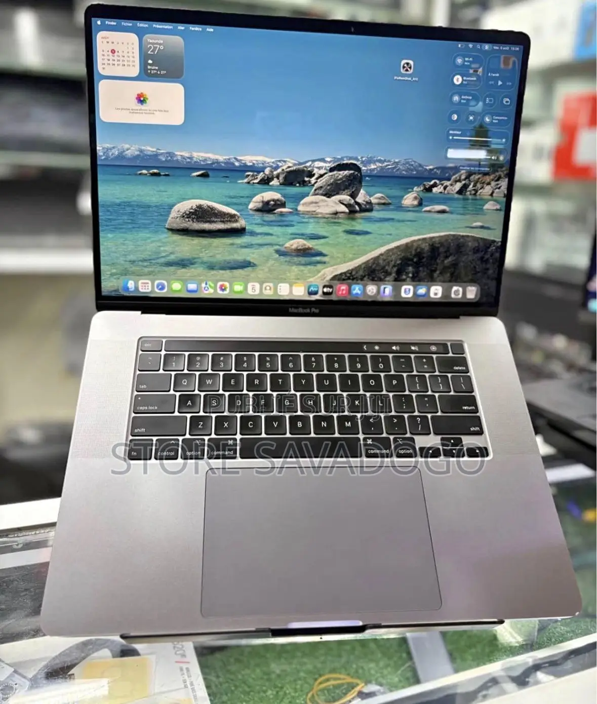 Nouveau Apple MacBook Pro 2019 16GB Intel Core i5 eMMC 512GB