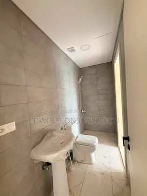 3chbre Appartement dans Cocody à Louer