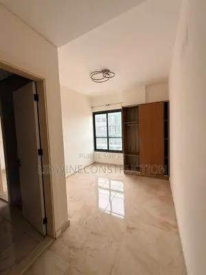 3chbre Appartement dans Cocody à Louer