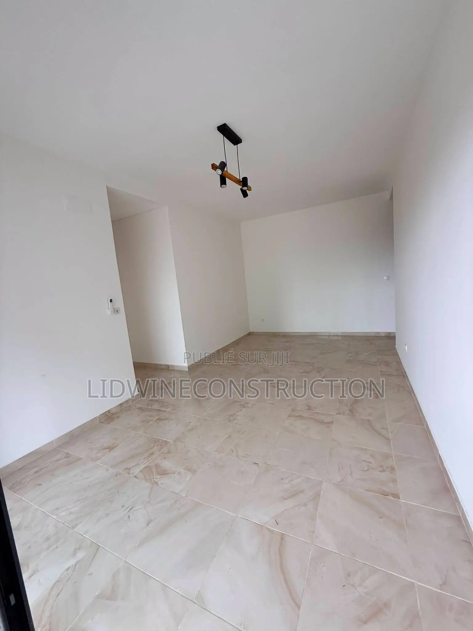 3chbre Appartement dans Cocody à Louer