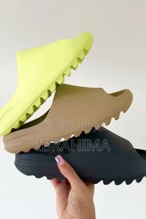 Yeezy Slide