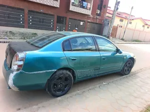 Nissan Altima 2004 Bleu