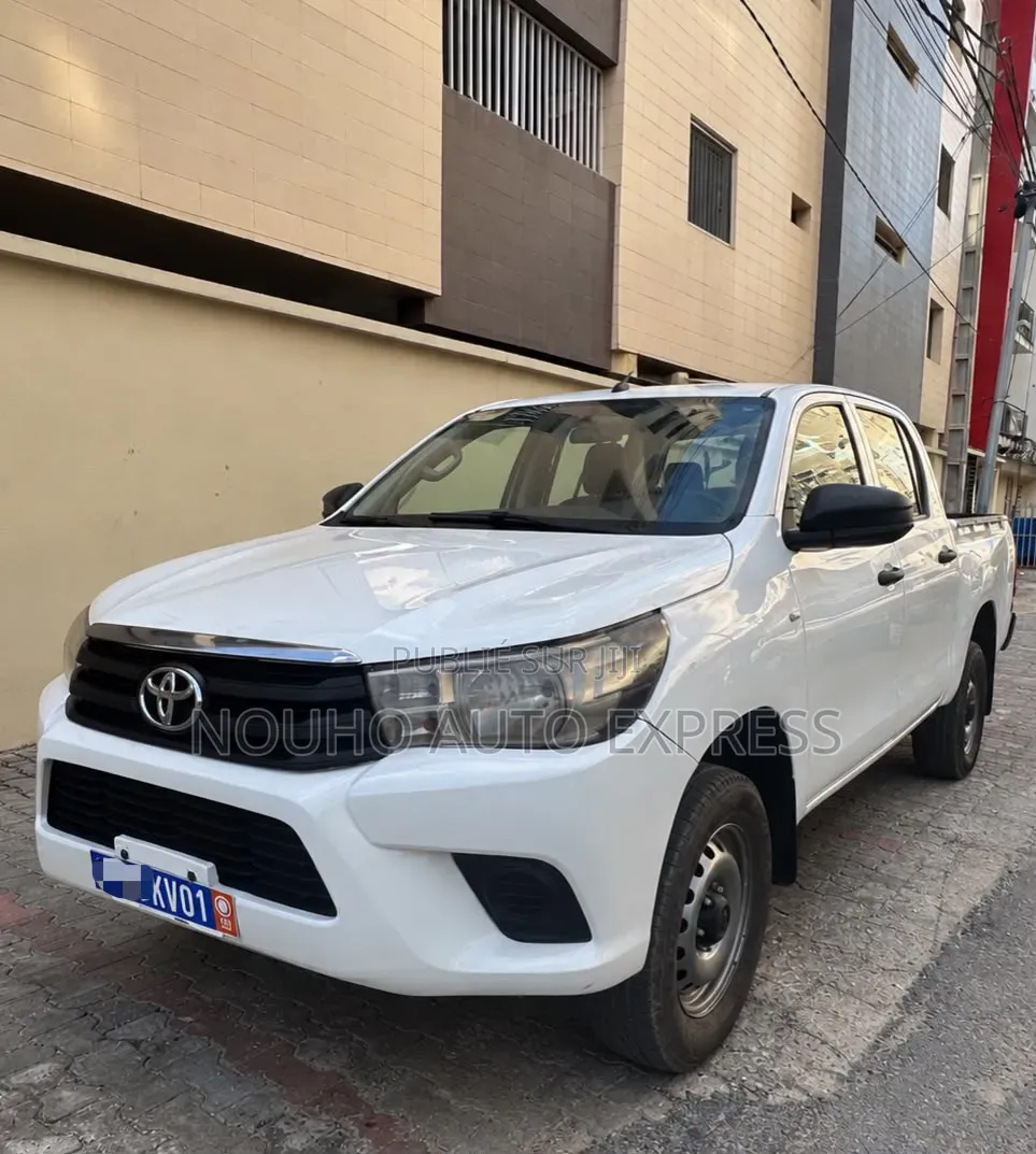Toyota Hilux 2022 Blanc