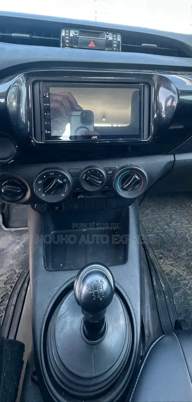 Toyota Hilux 2022 Blanc