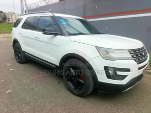 Ford Explorer 2017 Blanc