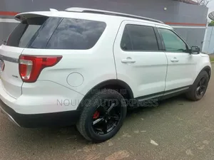 Ford Explorer 2017 Blanc