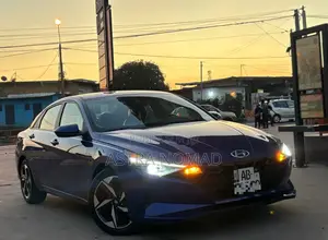 Hyundai Elantra 2023 Bleu