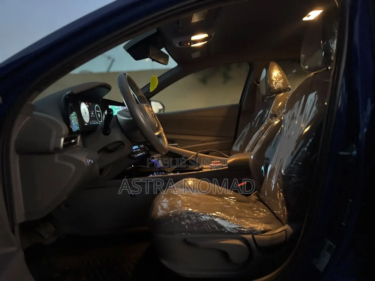 Hyundai Elantra 2023 Bleu