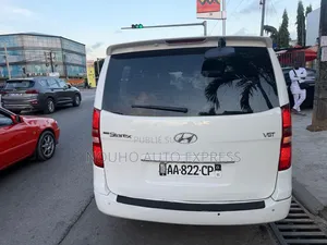 Hyundai H200 2017 Blanc