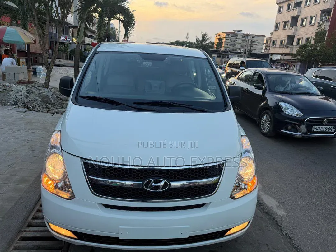 Hyundai H200 2017 Blanc