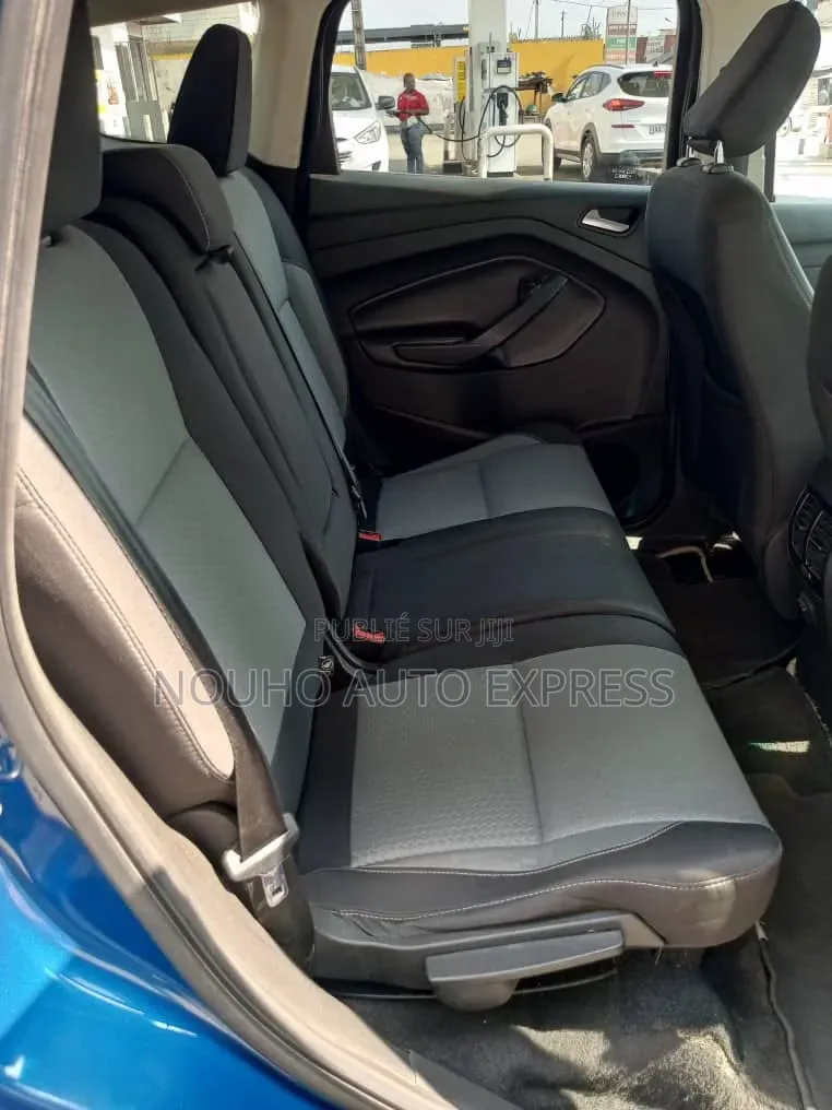 Ford Escape 2018 Bleu
