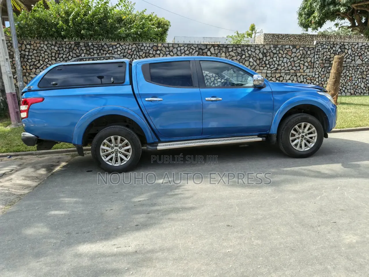 Mitsubishi L200 2018 Bleu