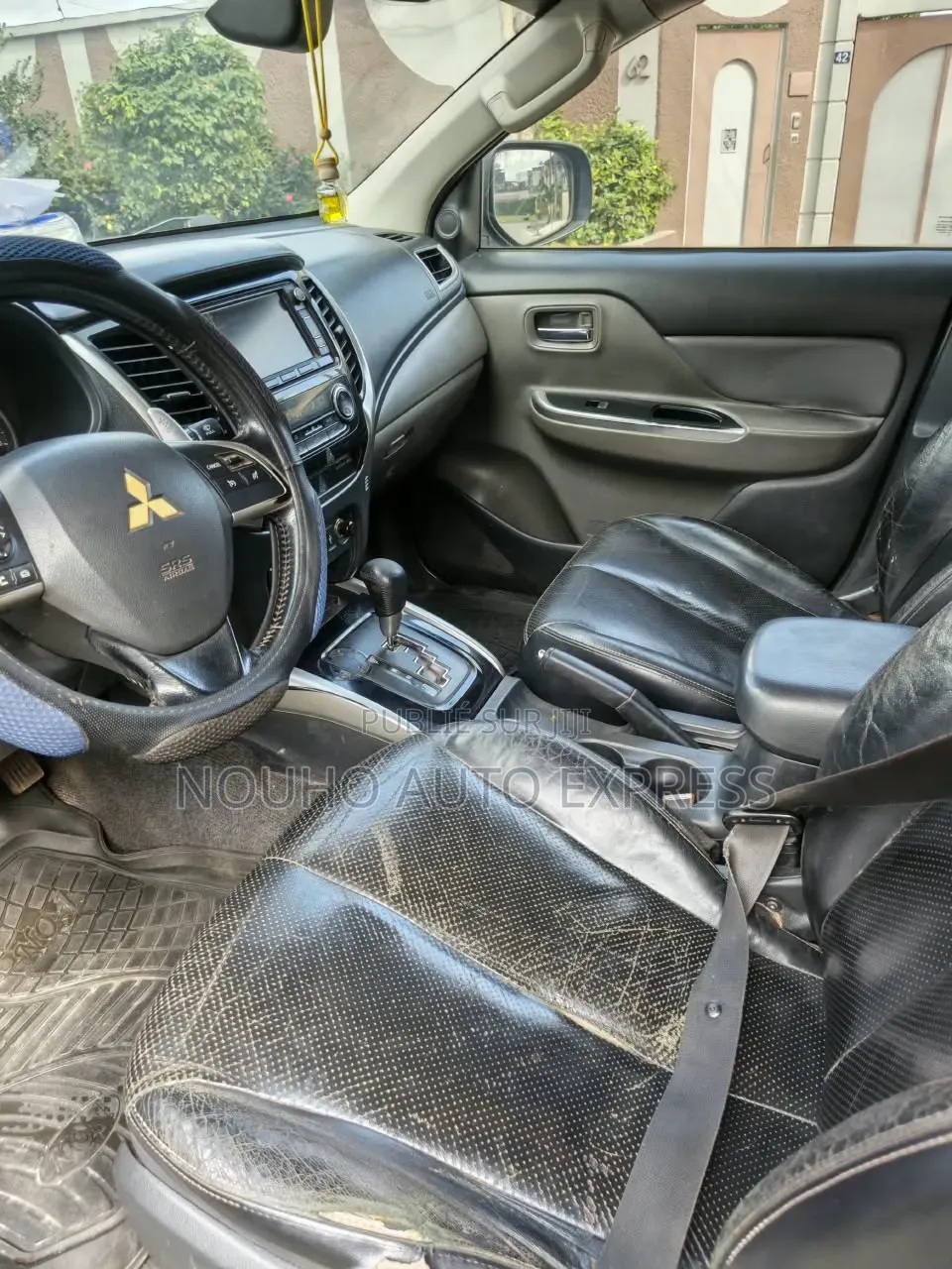 Mitsubishi L200 2018 Bleu