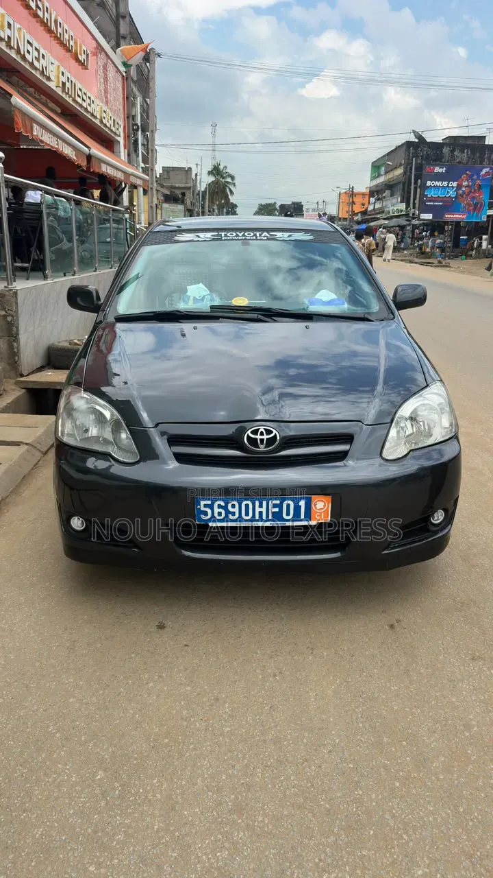 Toyota Corolla 2004 Noir
