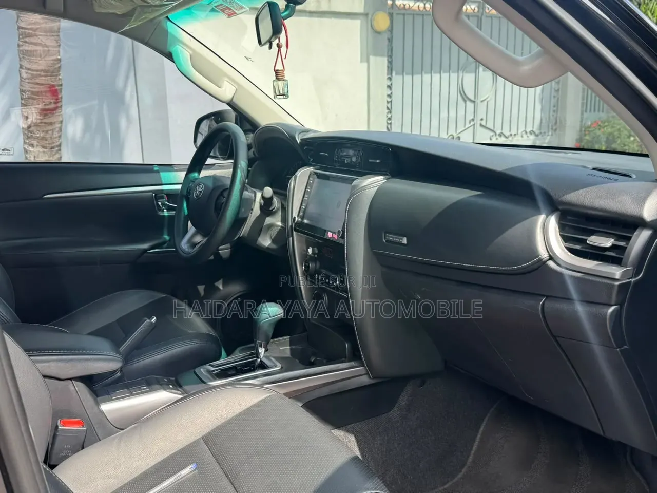 Toyota Fortuner 2025 Noir