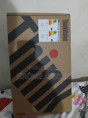 Nouveau Lenovo ThinkCentre Neo 50T 8GB Intel Core i3 SSD 512GB