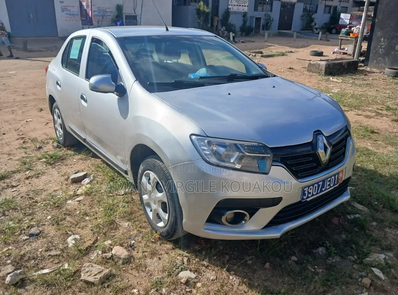 Renault Logan 2018 Gris
