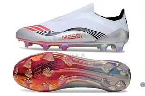 Chaussures À Crampons Adidas