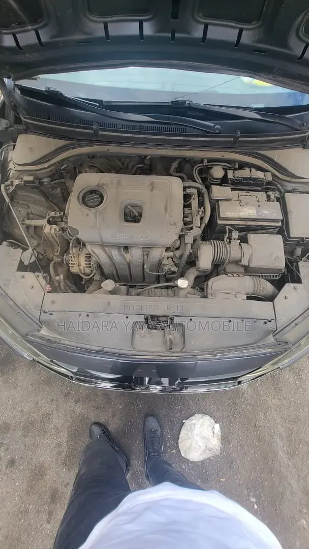 Hyundai Elantra 2020