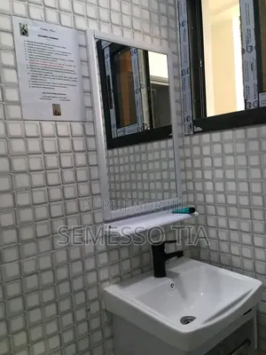 1chbre Appartement dans Yopougon à Louer