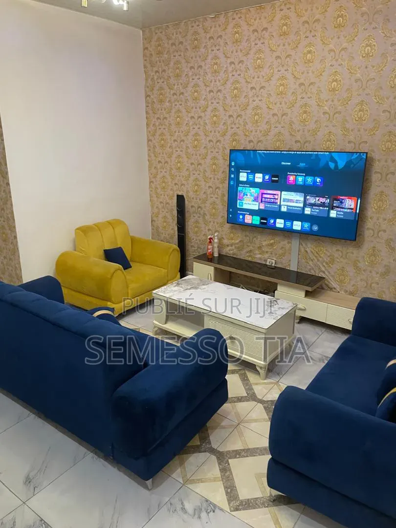 Meublé 1chbre Appartement dans Yopougon à Louer