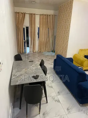 Meublé 1chbre Appartement dans Yopougon à Louer